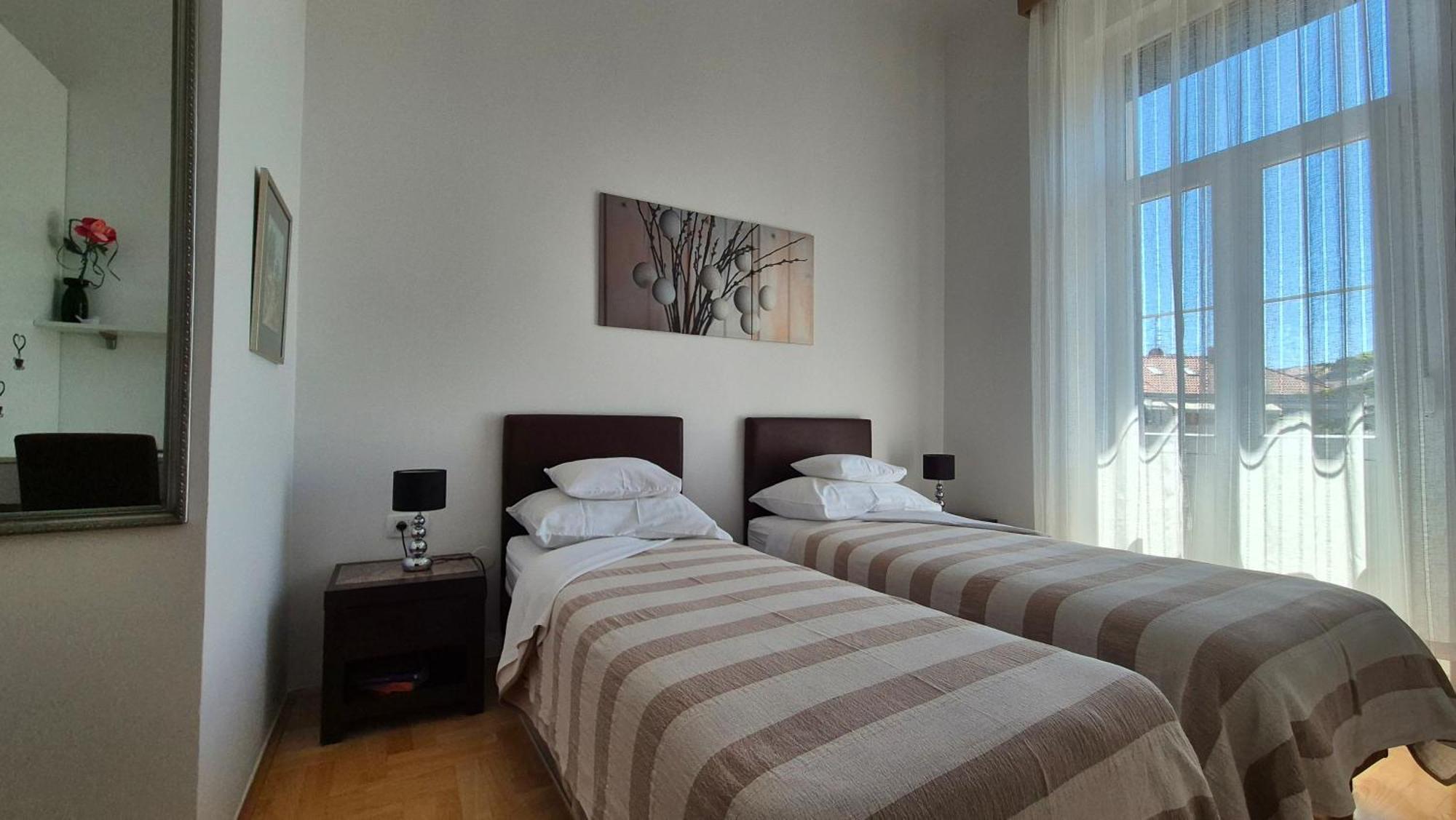 Rooms Tisa Old Town Задар Екстер'єр фото
