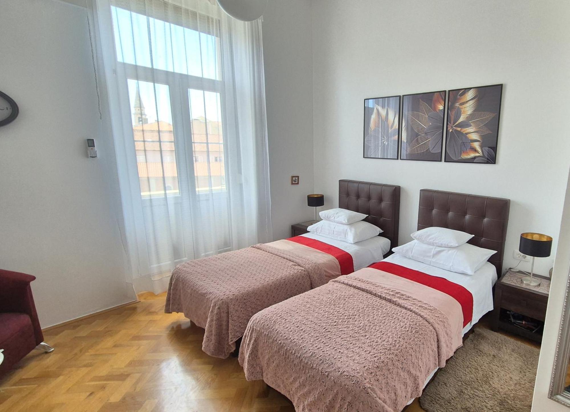 Rooms Tisa Old Town Задар Екстер'єр фото
